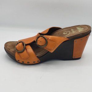 Dansko Fern Slide Sandals Orange Leather Wedge Buckles with studs size 42 EU